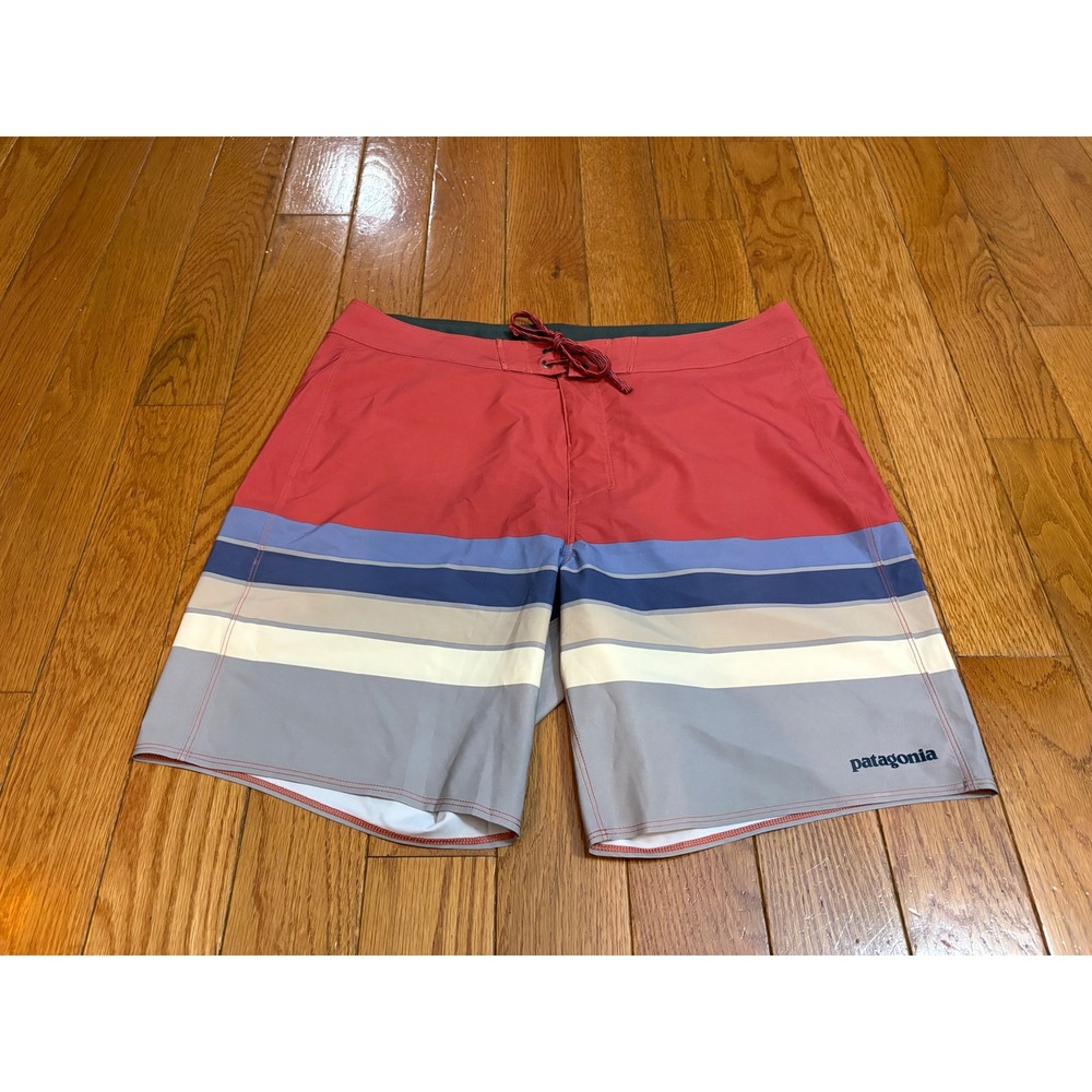 Patagonia Hydro Series Boardshorts Mens 33 Red Blue Striped Swim Trunks 86697